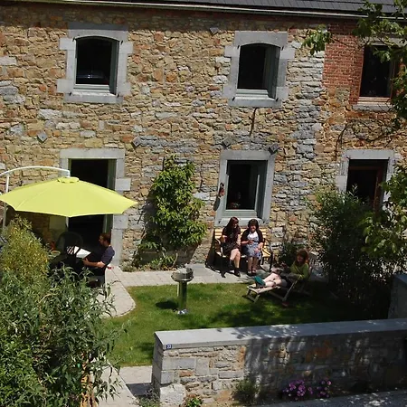 Le Clos Des Haies, Silenrieux בית נופש סרפונטיין